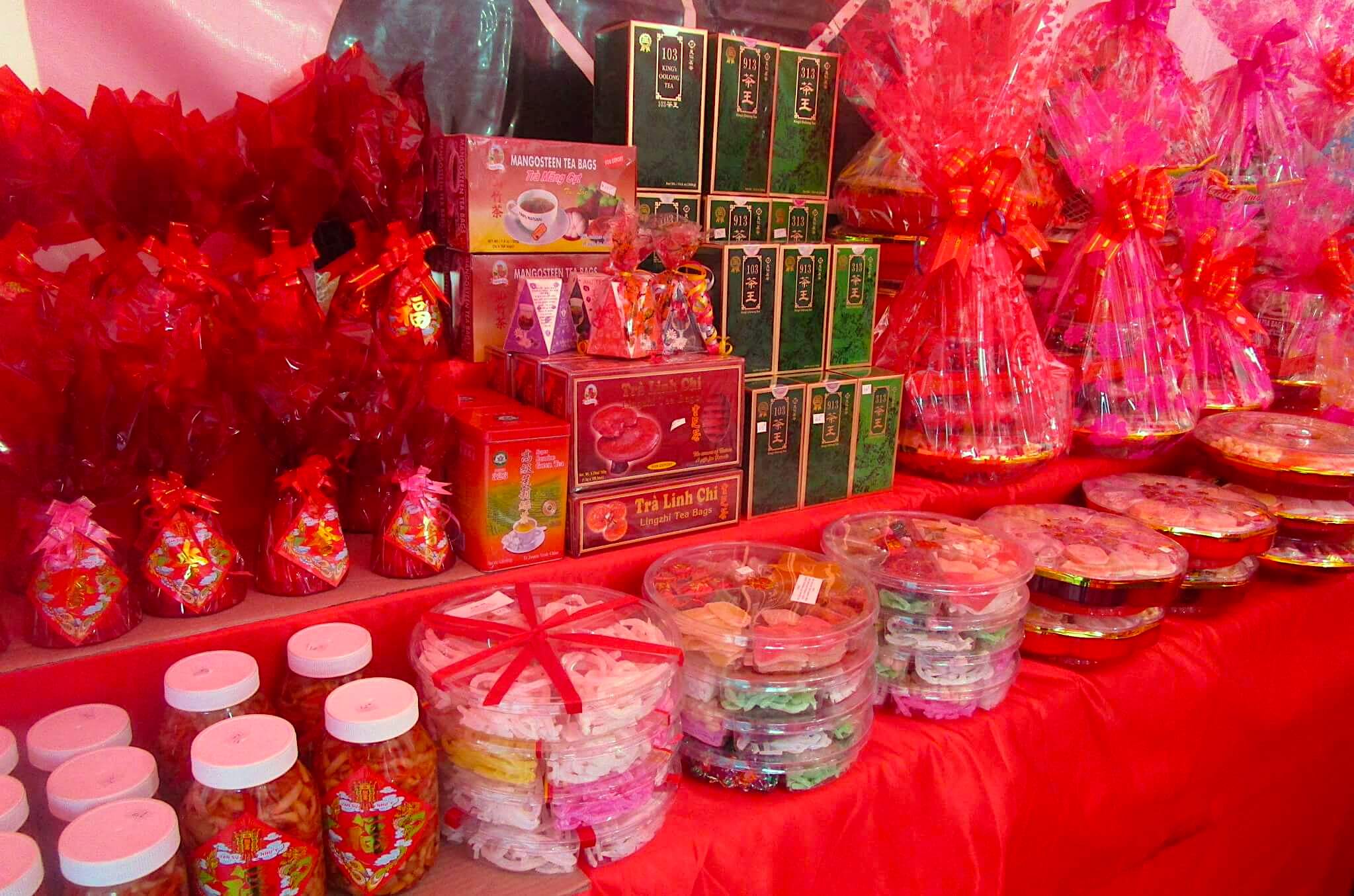 Asian Garden Mall Vietnamese Food, Culture & Jewelry